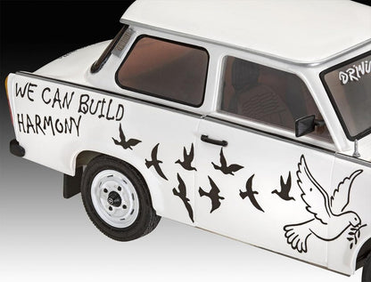 Revell 1:24 Trabant 601 Builders Choice