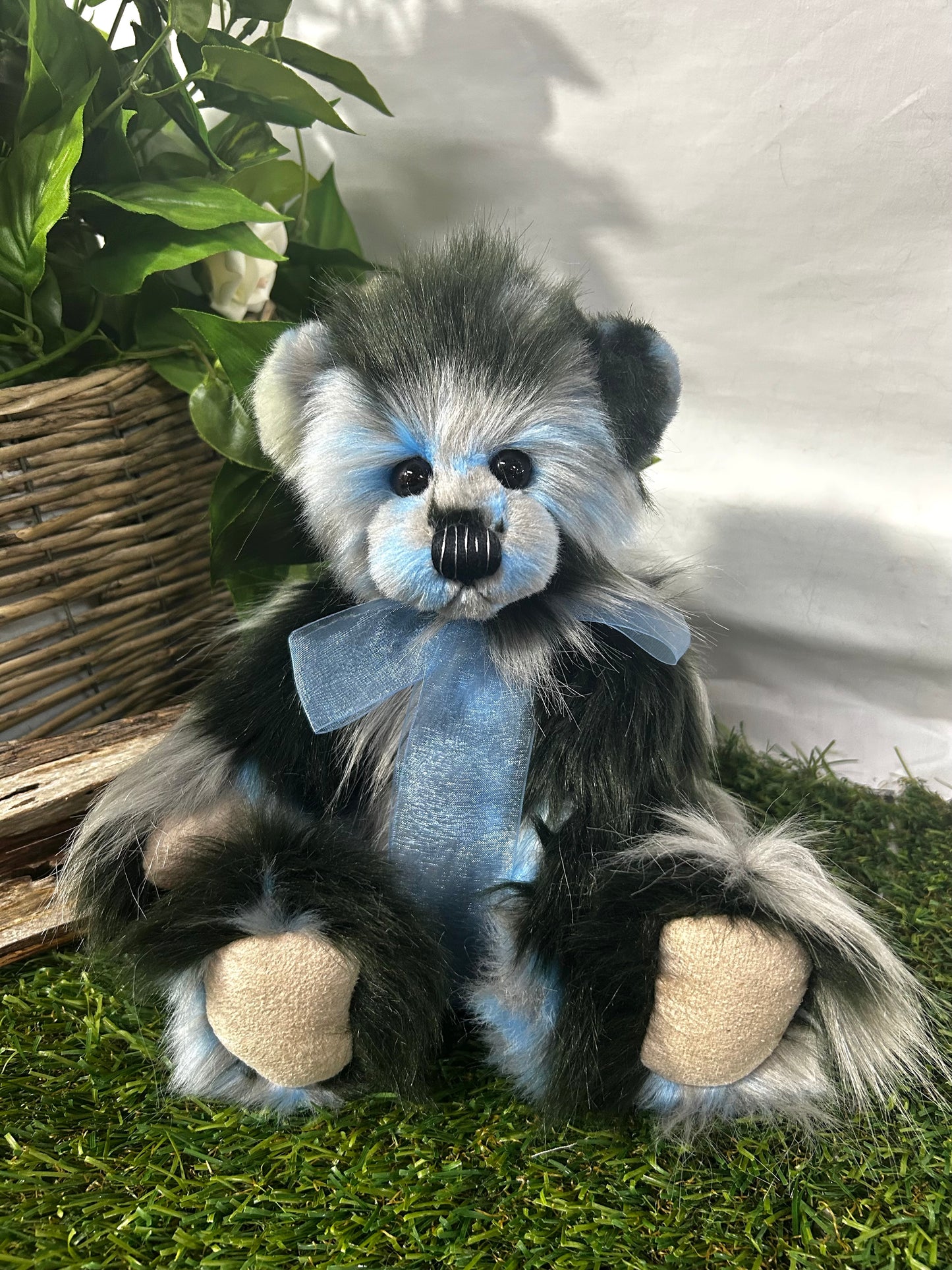 CHARLIE BEARS MISS LIDDELL