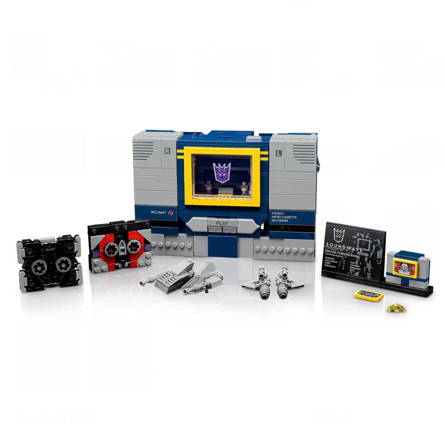 LEGO 10358 ICONS TRANSFORMERS SOUNDWAVE