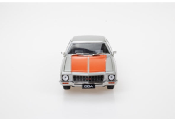 DDA 1:24 SILVER W/ORANGE STRIPE HQ
