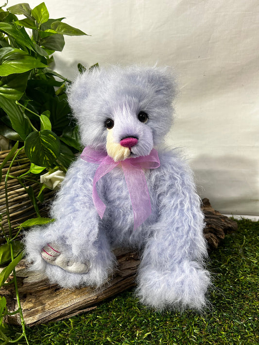 2025 CHARLIE BEARS NATALIA