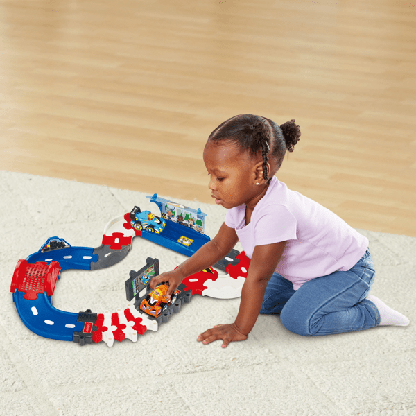 VTECH TOOT TOOT V RACERS PIT STOP