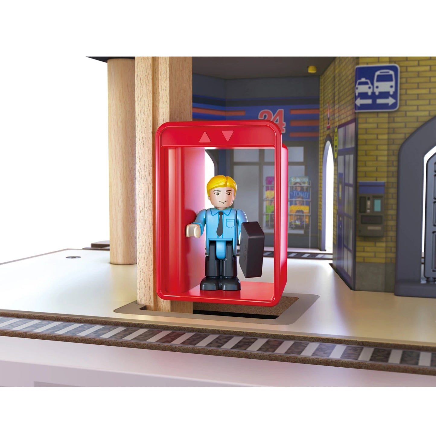 HAPE RAILWAY MULTI LEVEL RAILWAY CITY