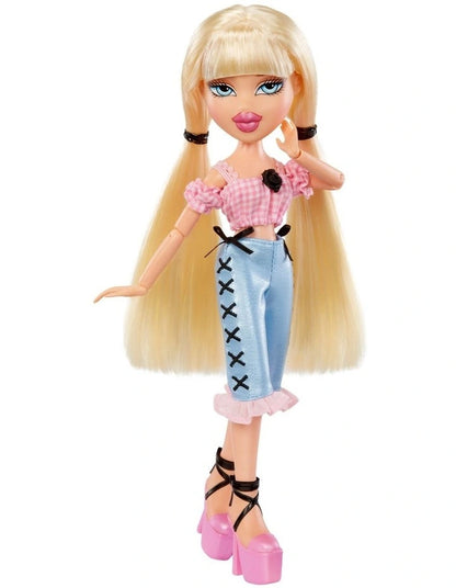 BRATZ GOIN OUT DOLL CLOE