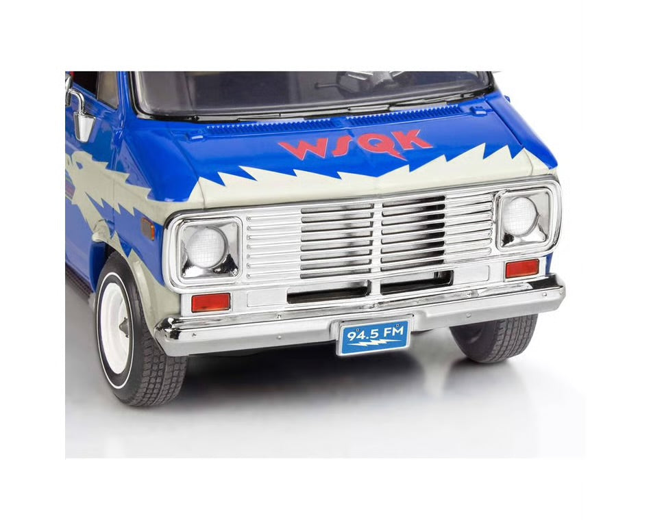 REVELL 1/25 SQUAWK VAN MODEL SET