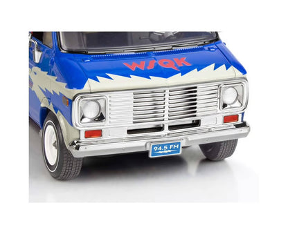 REVELL 1/25 SQUAWK VAN MODEL SET