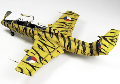 EDUARD 1:72 L-29 DELFIN