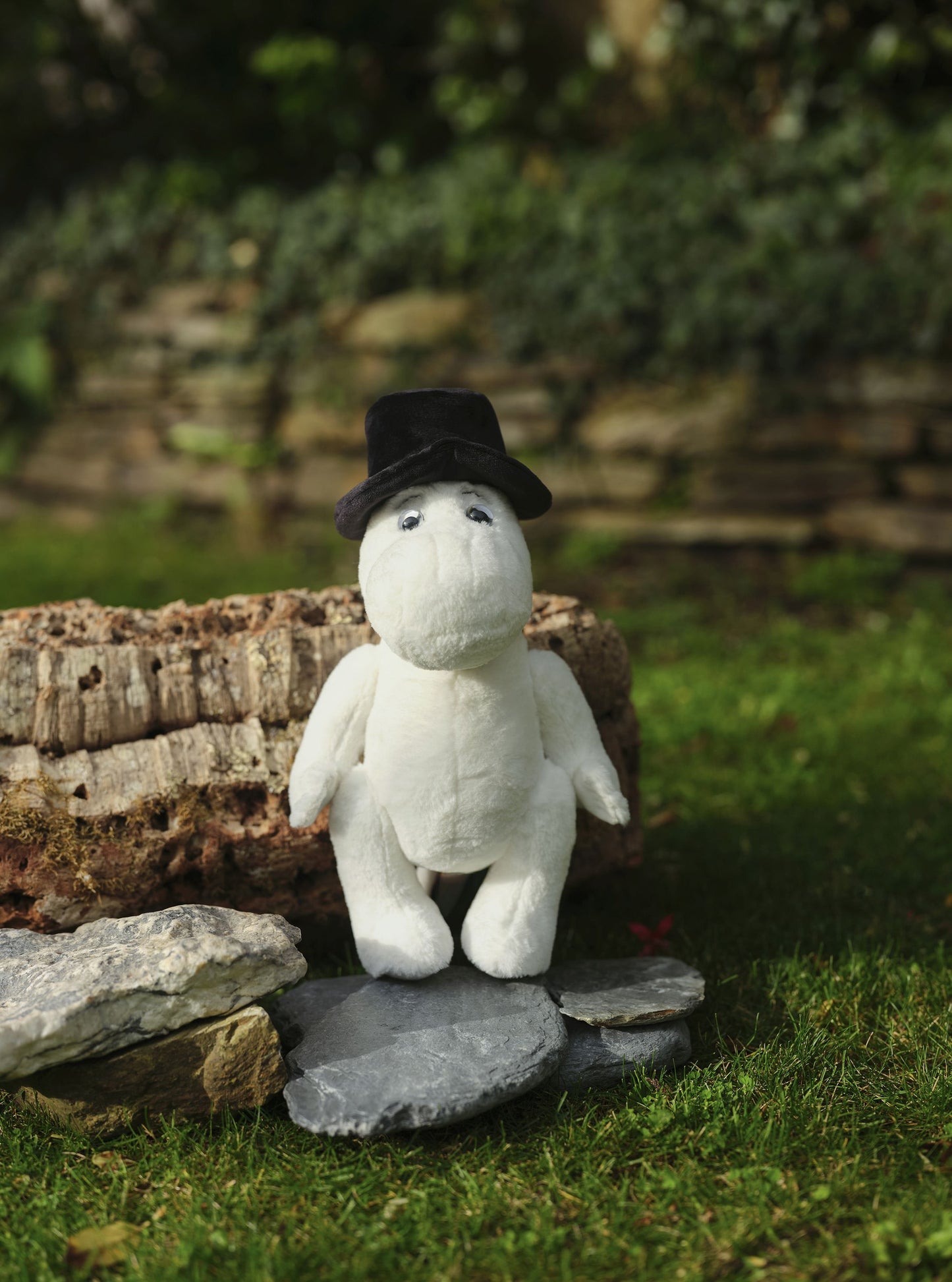 2026 CHARLIE BEAR MOOMINPAPPA