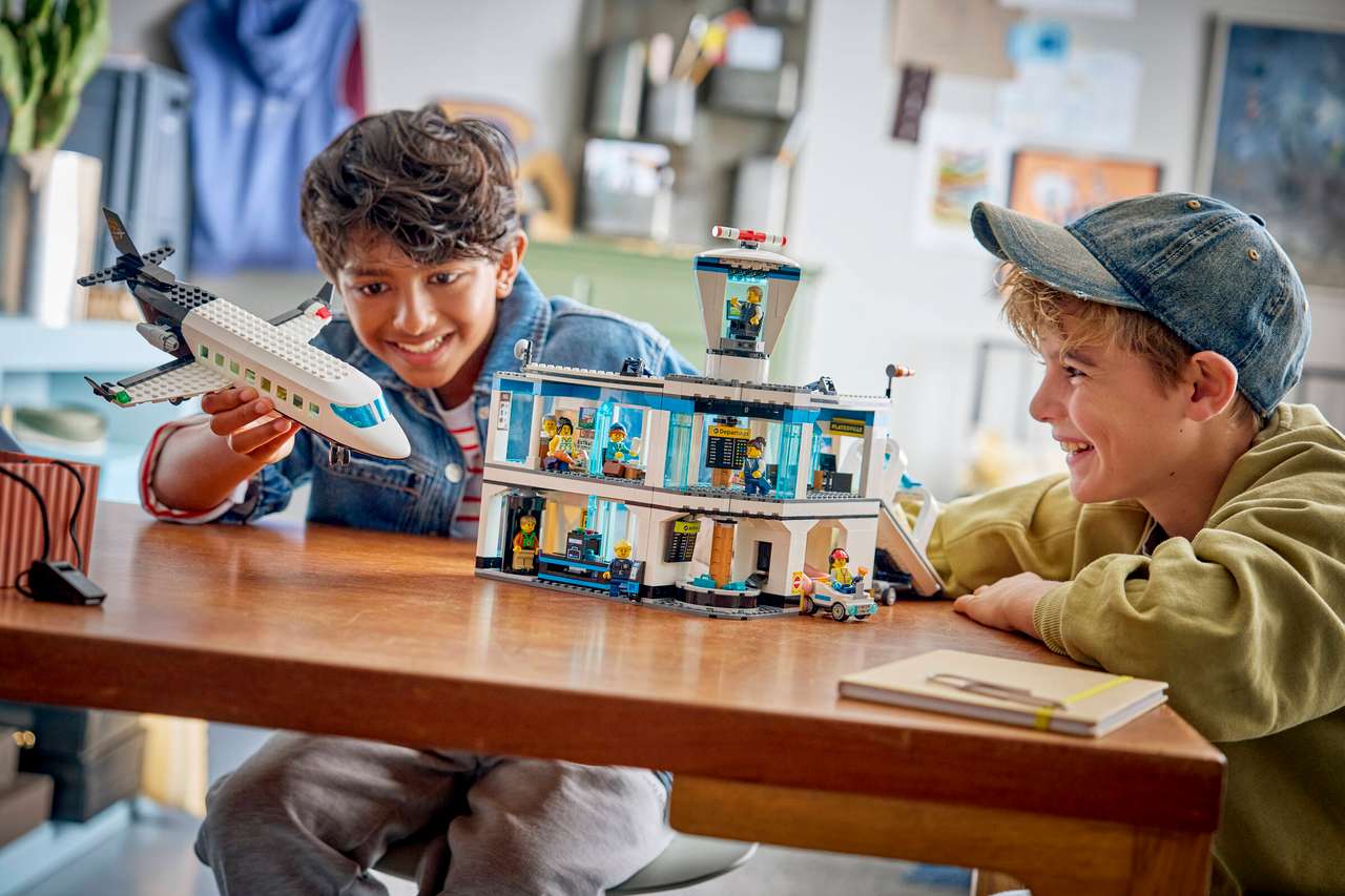 LEGO 60502 CITY AIRPORT W AIRPLANE