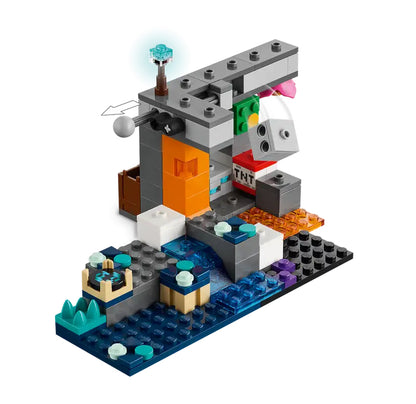 LEGO 21274 THE WARDEN ENCOUNTER