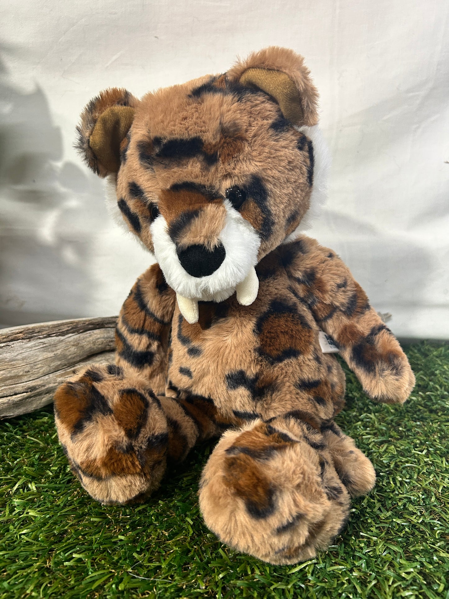 CB BEAR & ME FANG SABRE TOOTH TIGER MED
