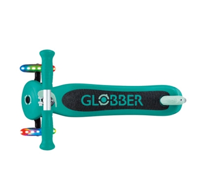 GLOBBER SCOOTER V2 LIGHTS EMERALD GREEN