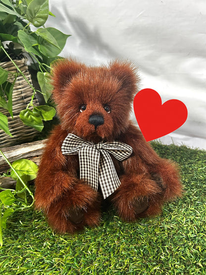CHARLIE BEARS EXCL THOMPSON