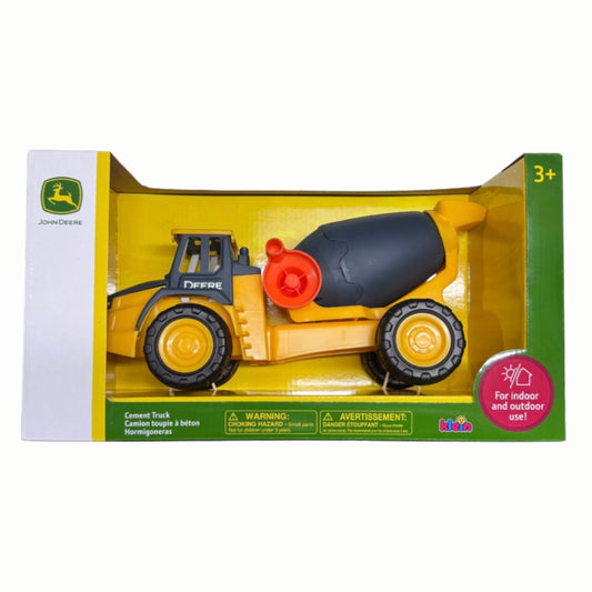 JD 1:24 INDOOR/OUTDOOR CEMENT TRUCK