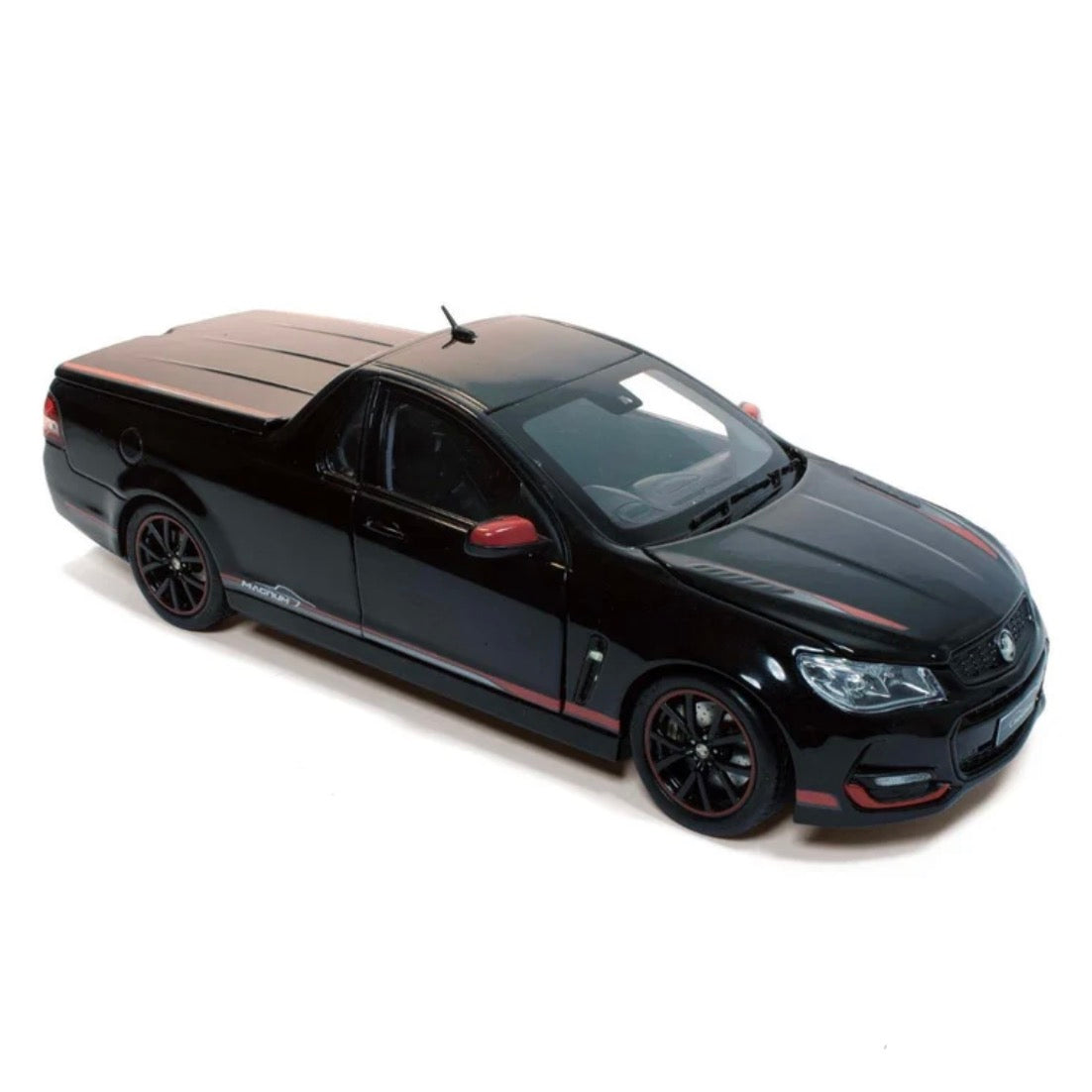 1:18 HOLDEN VFII COMM MAGNUM UTE PHANTOM