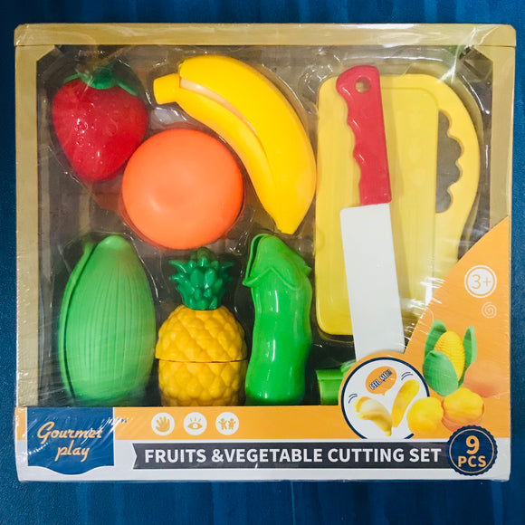 CUT FRUIT AND VEGGIE MARKET CRATE