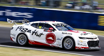 1:18 CAMARO #96 PIZZA HUT BATHURST 23