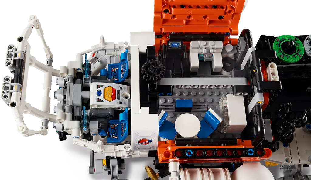 LEGO 42180 TECHNIC MARS CREW EXPLORATION