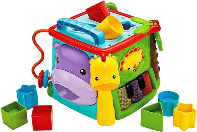 F/P PLAY & LEARN ACTIVITY CUBE