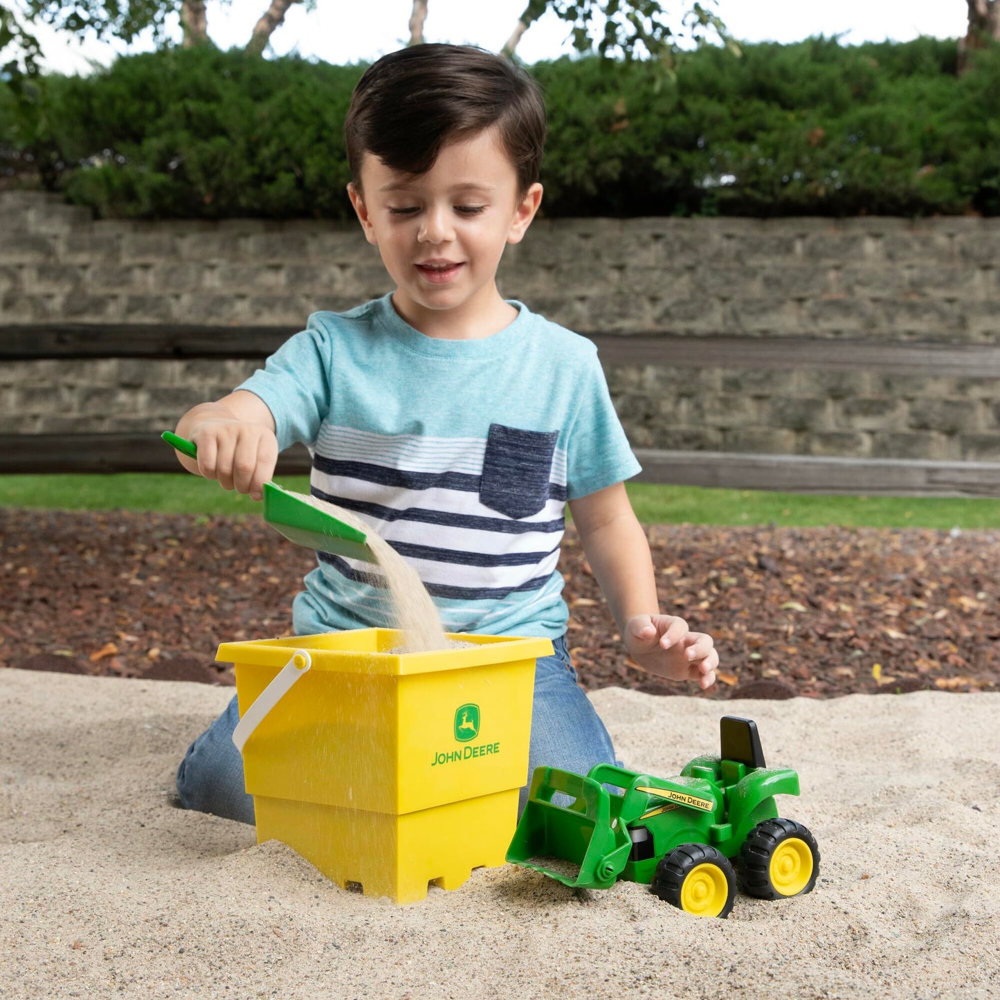 JD 15CM SAND PIT BUCKET SET GREEN TRACTO