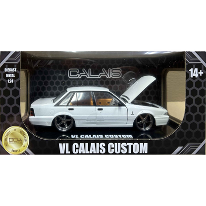 D/C 1:24 METALLIC WHITE HOLDEN VL CALAIS