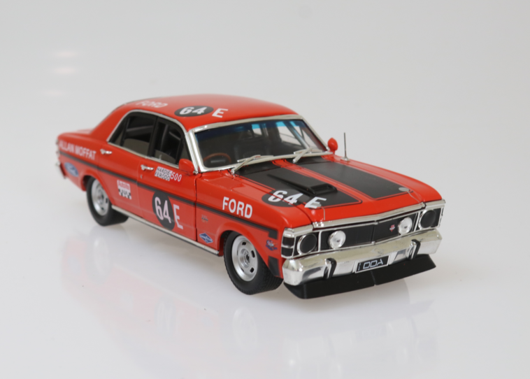 D/C 1:24 #64E XW FORD GTHO MOFFAT 1970 W