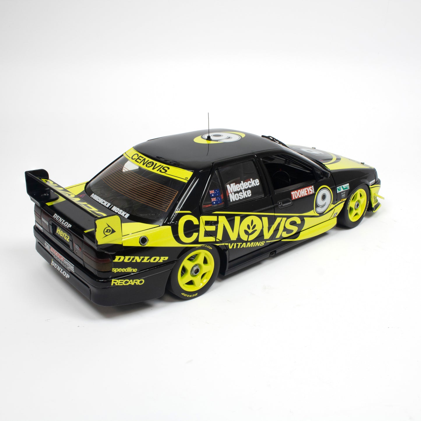 1:18 FORD EB FALCON #9 1995 BATHURST