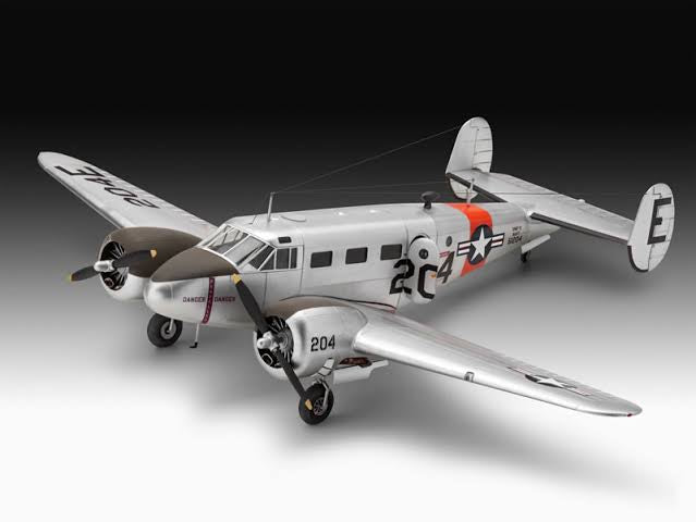 REVELL 1:48 BEECHCRAFT MODEL 18