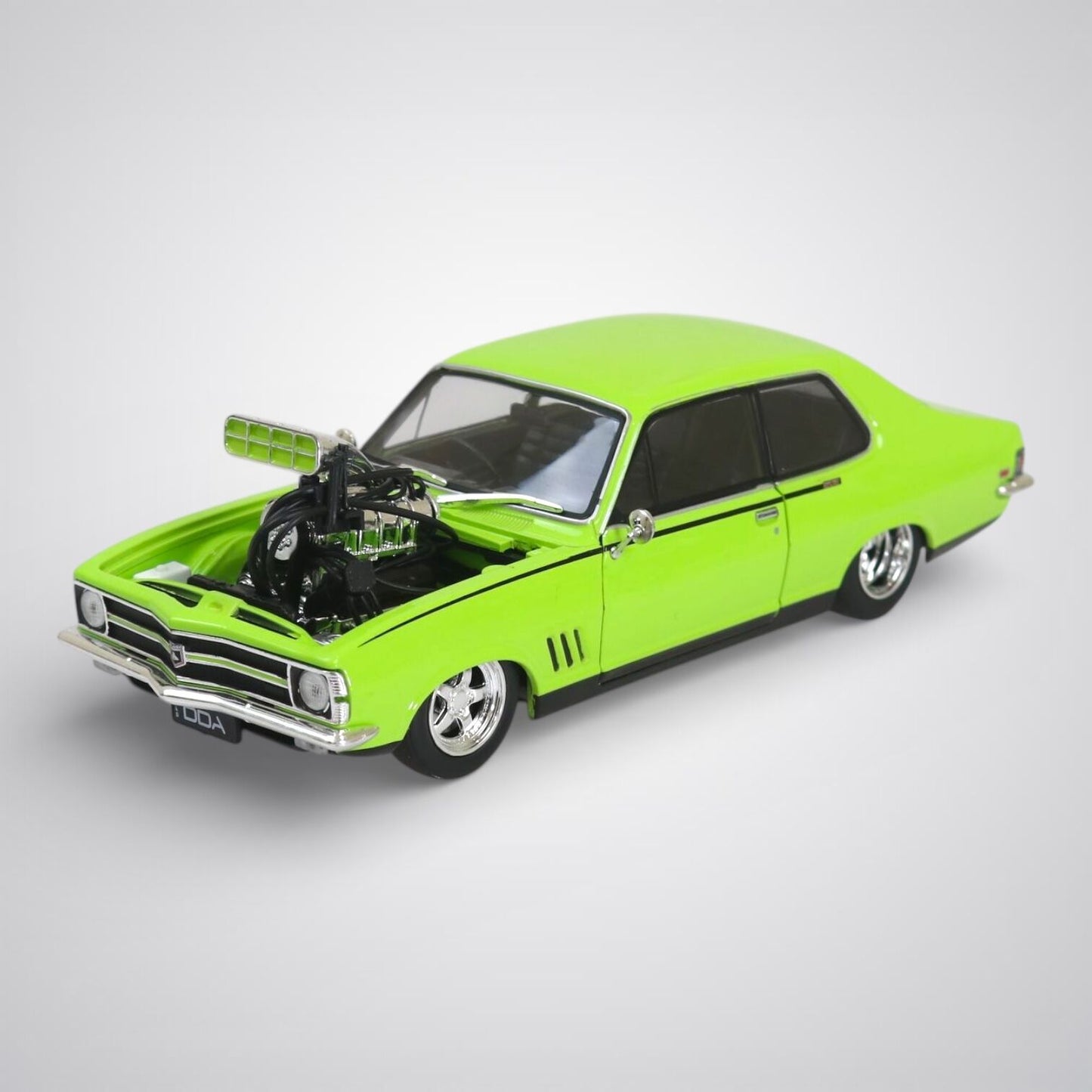 D/C 1:24 LC GTR TORANA CUSTOM LIME