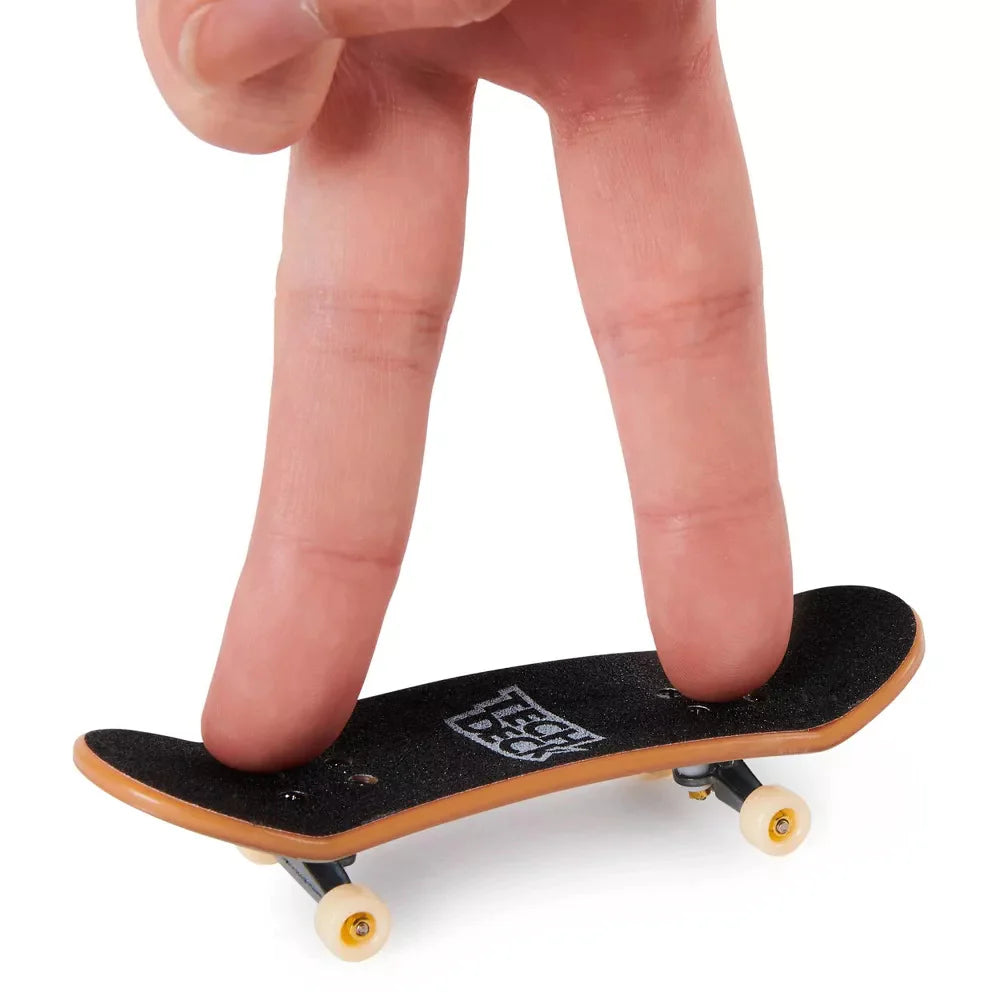 TECH DECK 96MM SKATEBOARD ASSTD