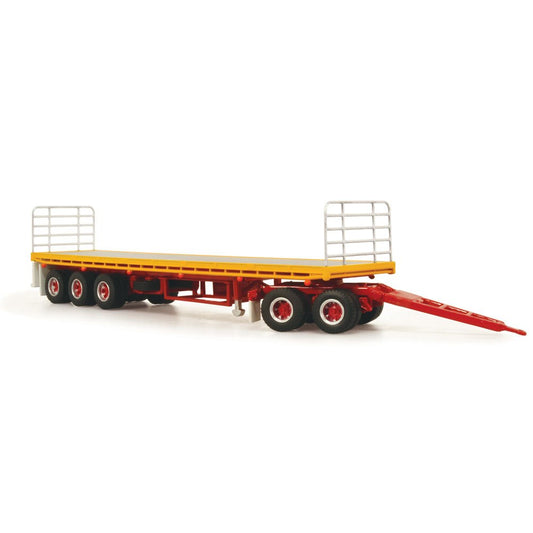 1:64 HIGHWAY NEIL MANSELL TRAILER W DOLL