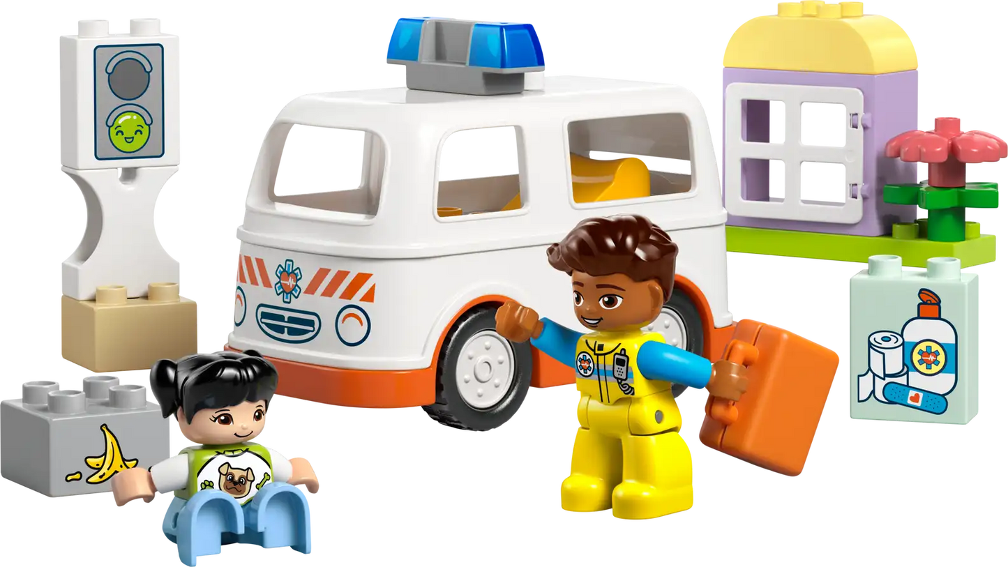 LEGO 10447 DUPLO AMBULANCE & DRIVER