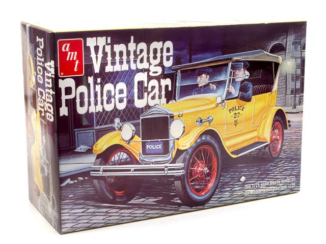 Amt 1:25 1927 Ford T Vintage Police Car