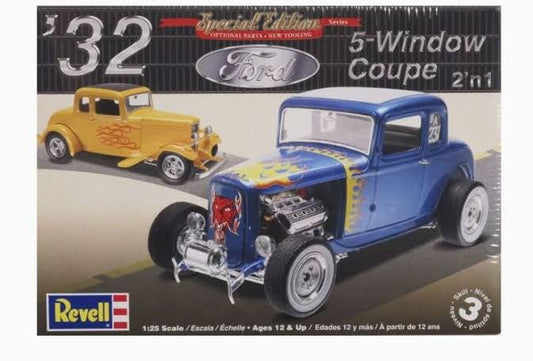 REVELL 1:24 32 FORD 5 WINDOW COUPE