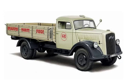 Italeri 1:24 Opel Blitz Classic Truck