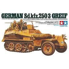 TAMIYA 1:35 GERMAN SD.KFZ.250/3 GREIF
