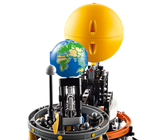 LEGO 42179 TECHNIC PLANET EARTH & MOON