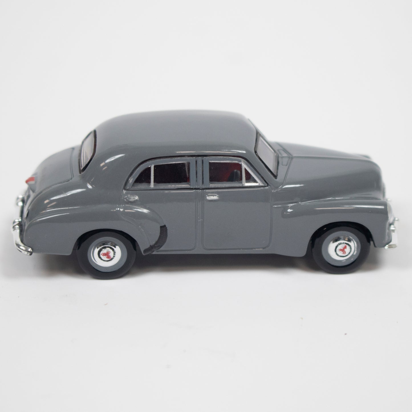 1:64 HOLDEN 48-215 FX CONVOY GREY