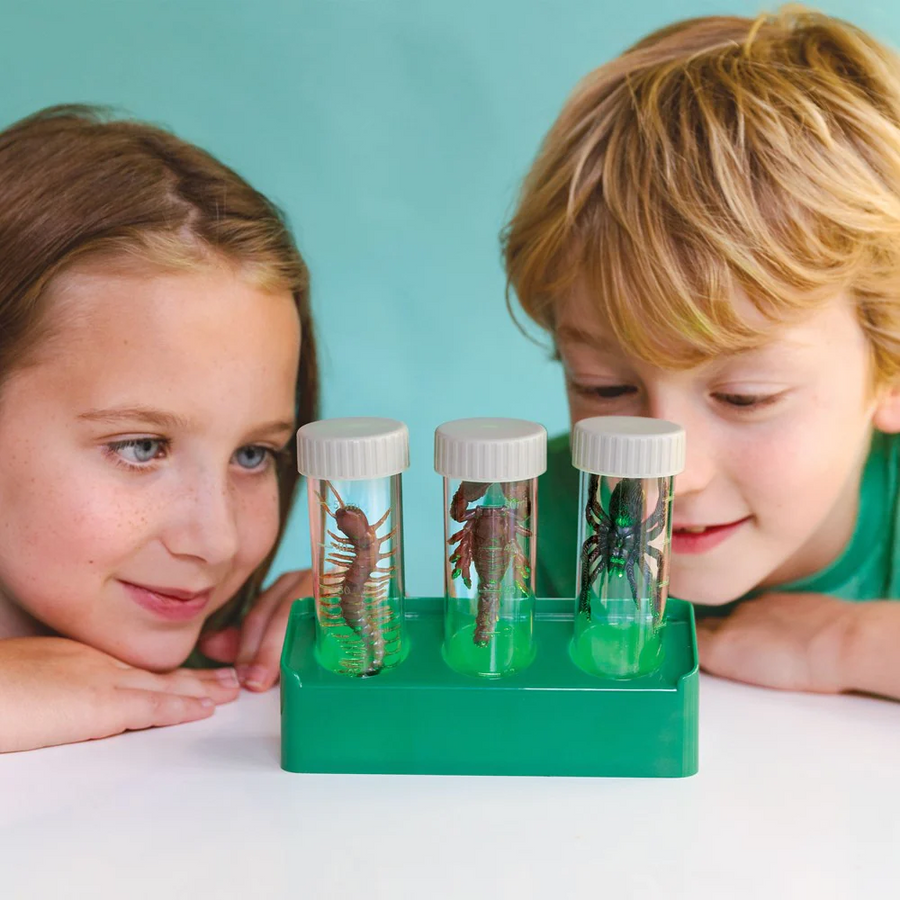 4M KIDZLABS GLOW CRITTER LAB