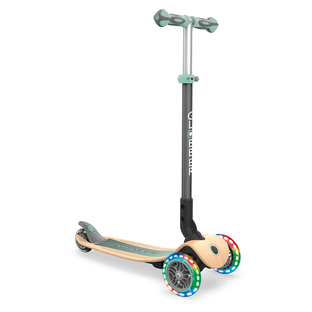 SCOOTER GLOBBER PRIMO FOLD MINT LIGHTS