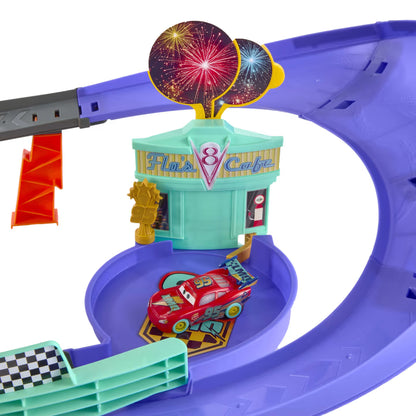 CARS MCQUEEN CELEBRATION RACEWAY