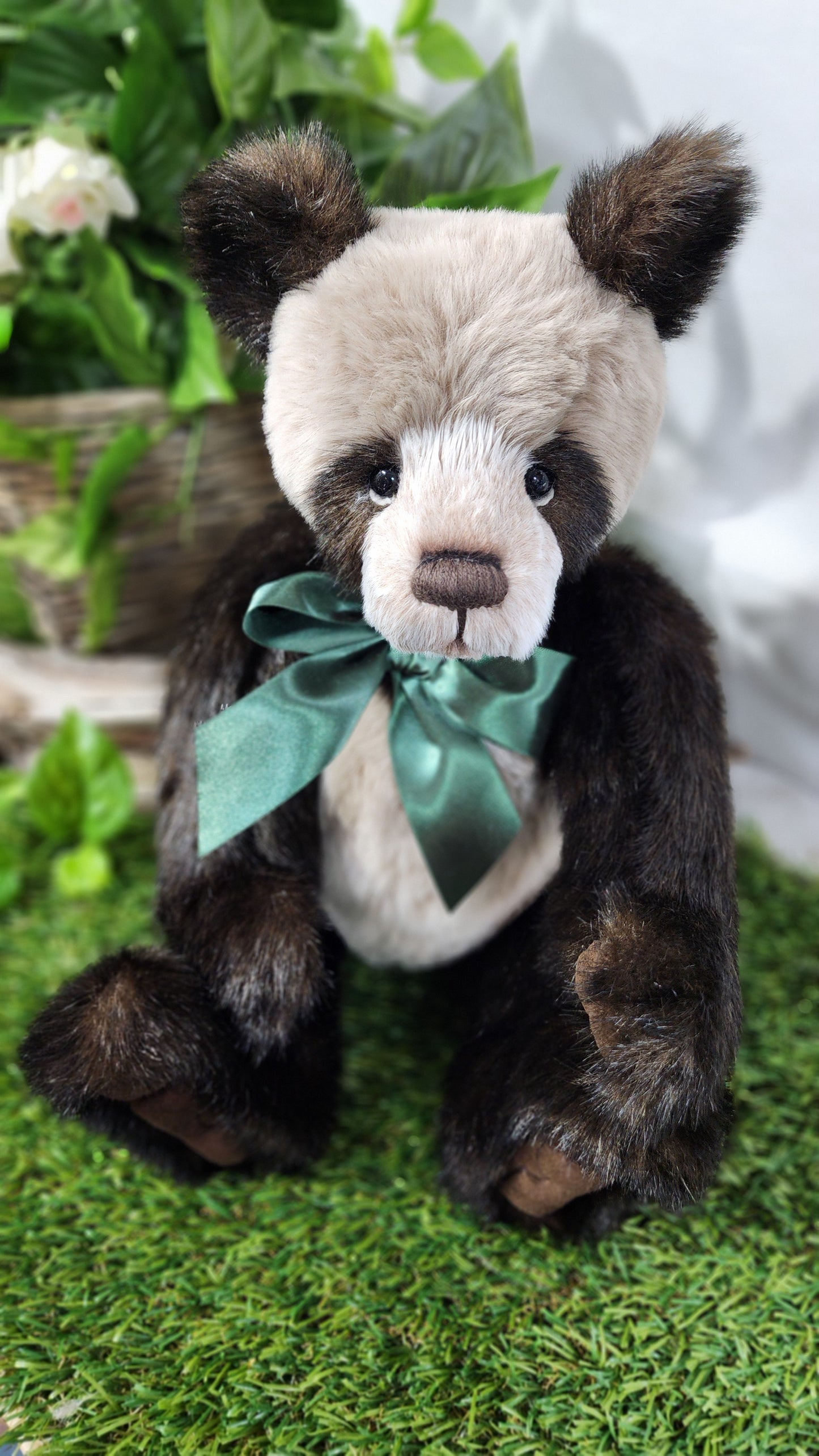 2025 CHARLIE BEARS BOTWOOD