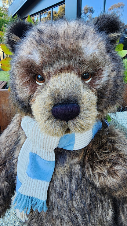 2025 CHARLIE BEARS TALLY HO