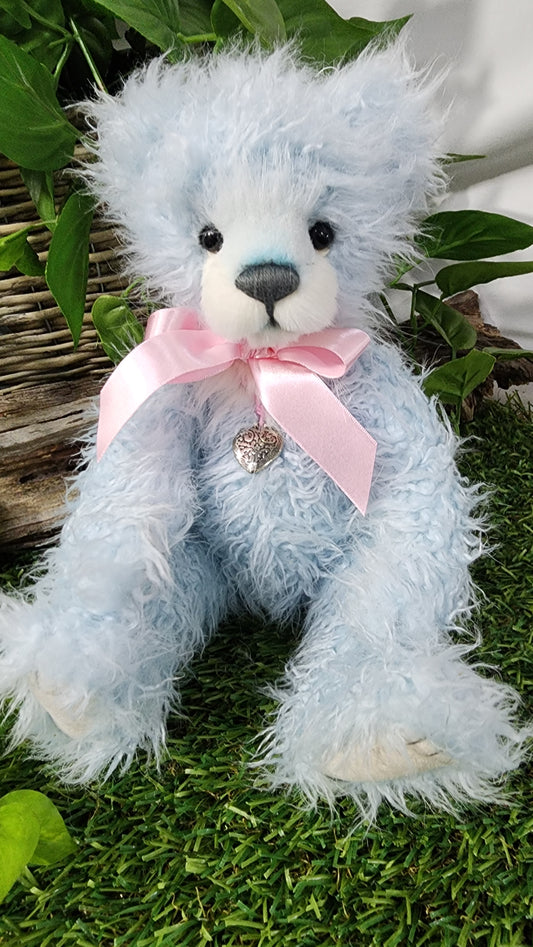 2025 CHARLIE BEARS BLUEBERRY PIE