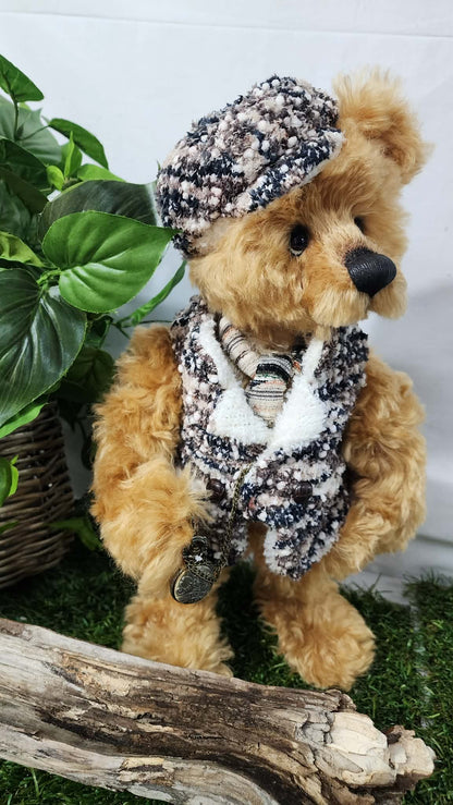 2026 ISABELLE COLLECTION MR HIGGINS