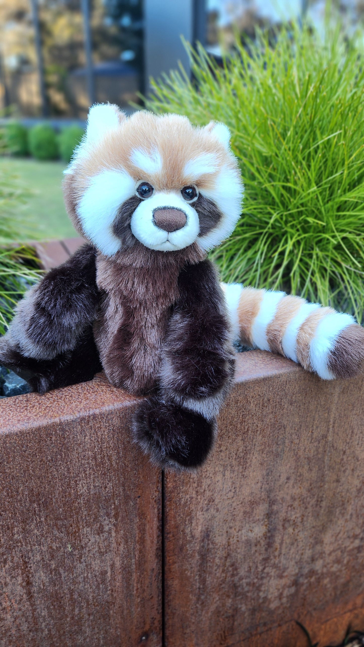 2025 CHARLIE BEARS ANNIVERSARY RONNIE