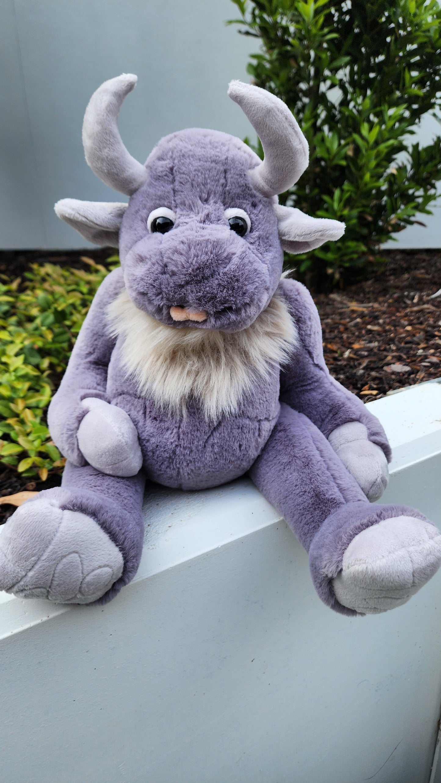 2025 CHARLIE BEARS BEARHOUSE COBBLESTONE