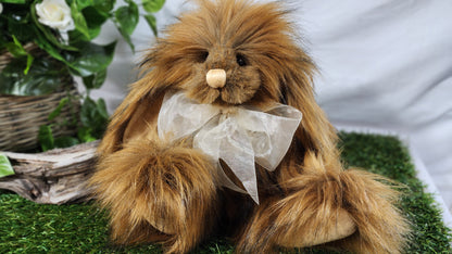 2025 CHARLIE BEARS HONEY MOON