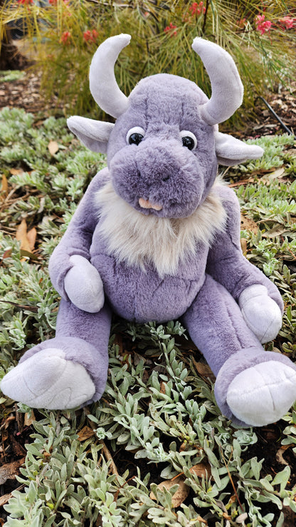 2025 CHARLIE BEARS BEARHOUSE COBBLESTONE