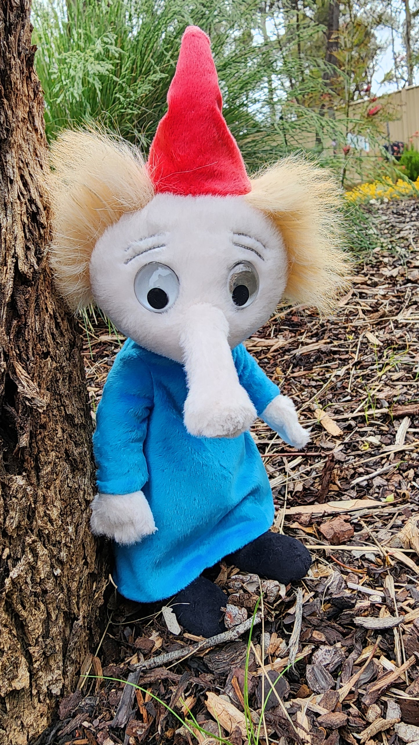 2025 CHARLIE SIGNATURE BEAR THINGUMY